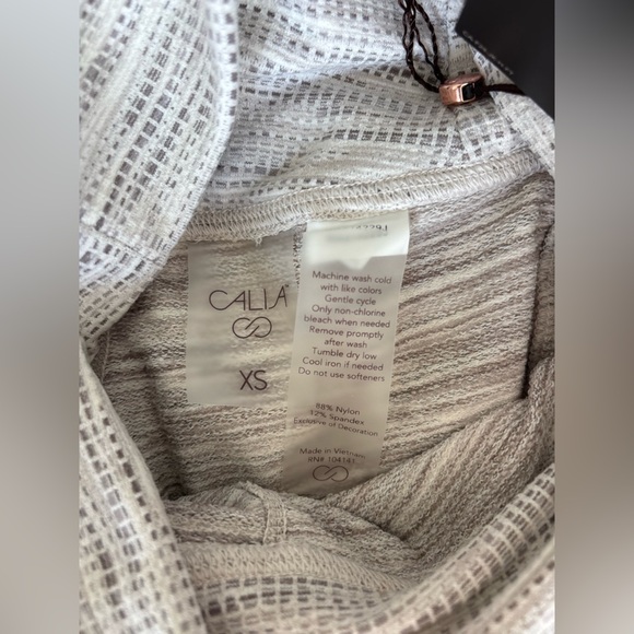 NWT CALIA by Carrie Underwood Gray High Waisted Hiking Outdoor Warm Leggings - Picture 3 of 7